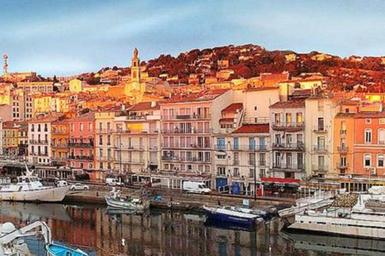 Magnifique Appart 102 M2 Au Bord De L'Eau Hyper Centre Sète Kültér fotó